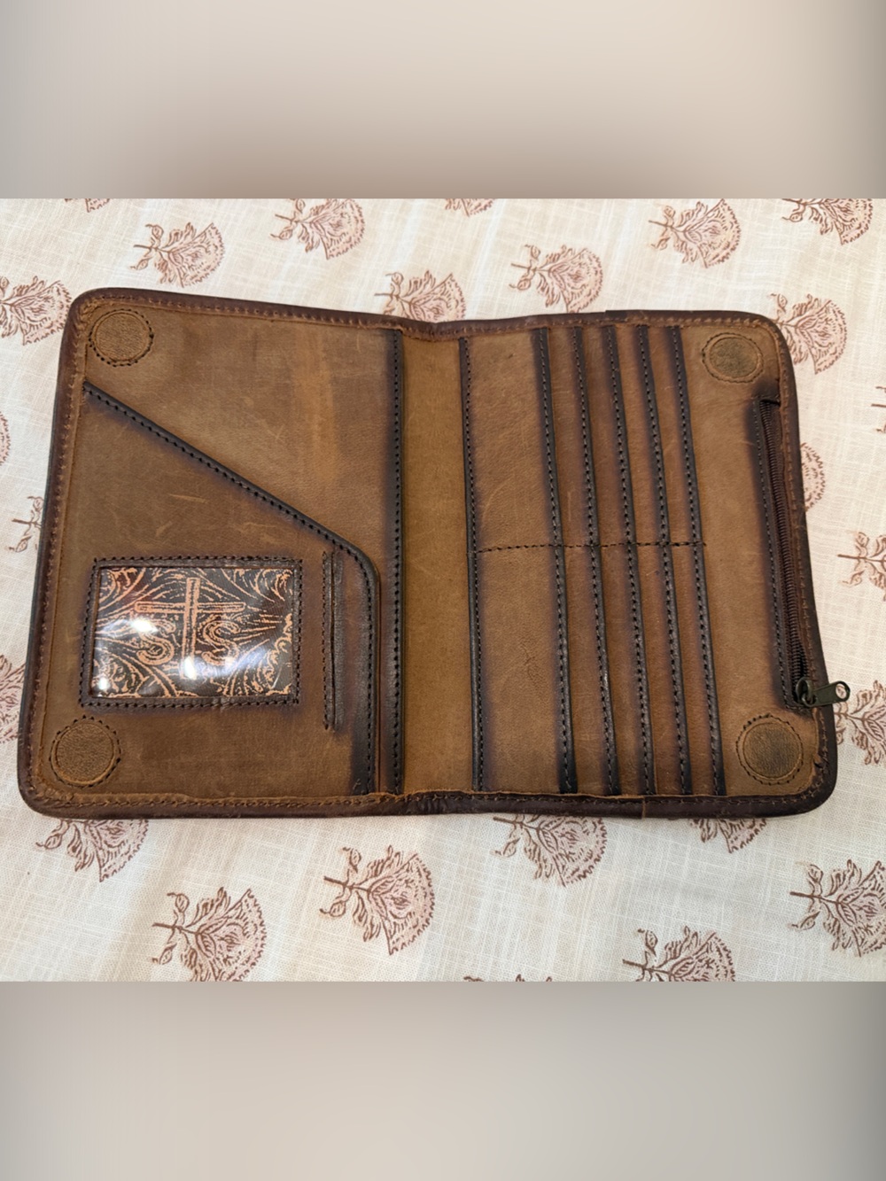 STS Ranchwear Cowhide Brown and Cream Wallet - Picture 2 of 2